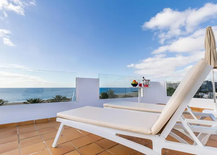 R2 Bahia Kontiki بويرتو ذيل كارمين