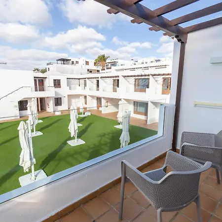 R2 Bahia Kontiki アパートホテル