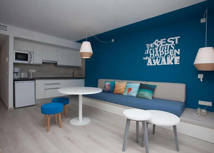 R2 Bahia Kontiki מלון דירות